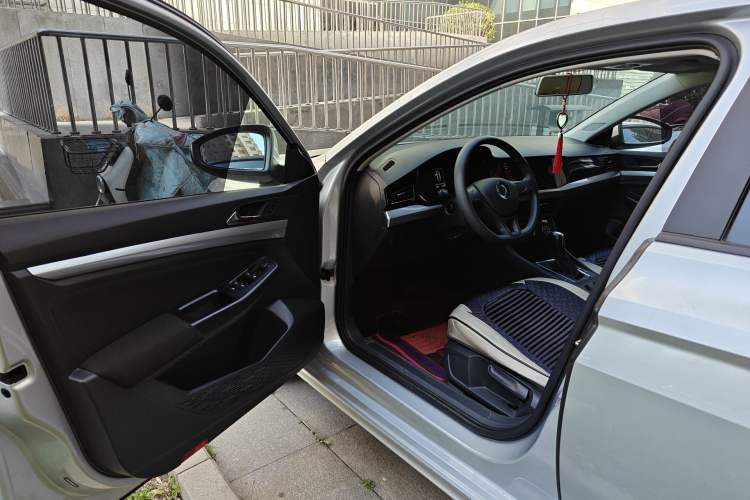 Used Volkswagen Bora 2021 1.5L Automatic Fashionable Smart Connectivity Version Driver Seat