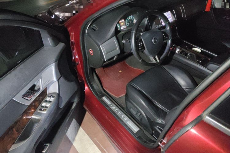 Used Jaguar XF 2013 XF 3.0 SC Prestige Edition