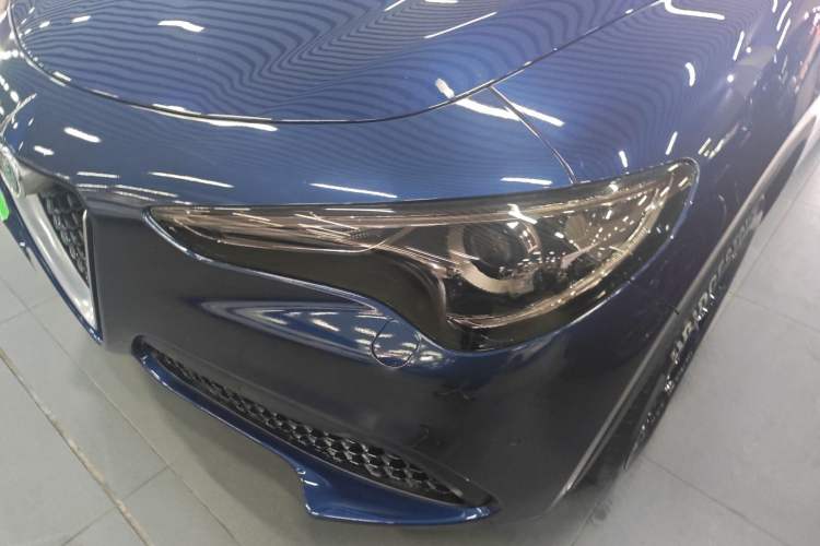 Used Alfa Romeo Stelvio 2017 2.0T 200HP Elite Edition
