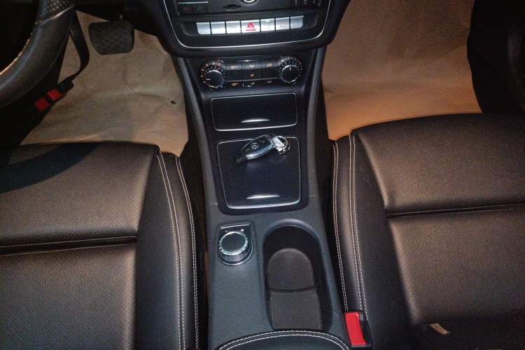 Used Mercedes-Benz GLA 2018 GLA 200 Fashion Model
