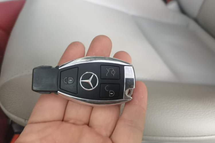 Used Mercedes-Benz C-Class 2013 C 180 Classic Grand Edition
