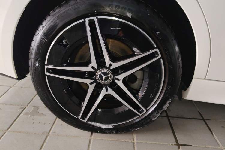 Used Mercedes-Benz C-Class 2025 C 260 L Obsidian Night Sport Edition
