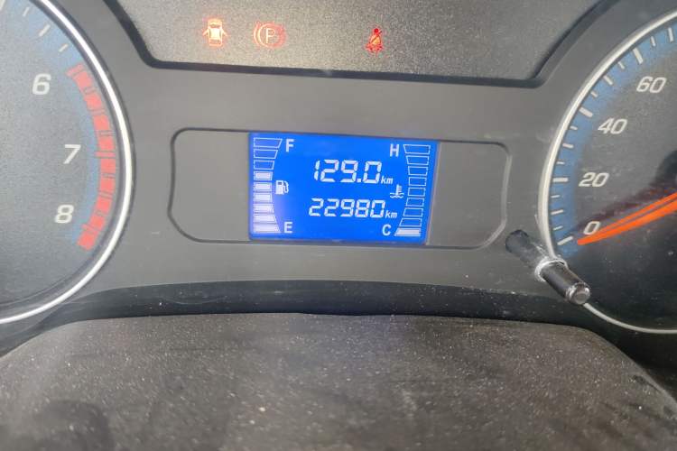 Used CHANGAN KAICHENG Shenqi F30 2018 1.5L Elite Edition Short Wheelbase DAM15L Odometer Close Up