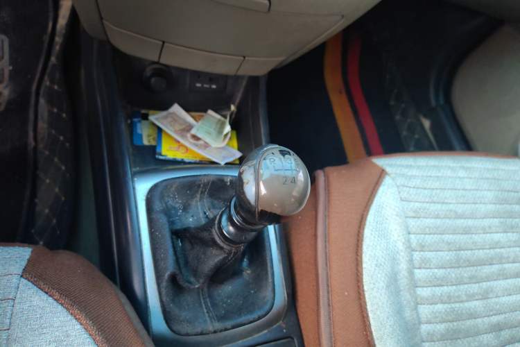 Used Hyundai Celesta 2011 1.6L Manual Comfort Edition