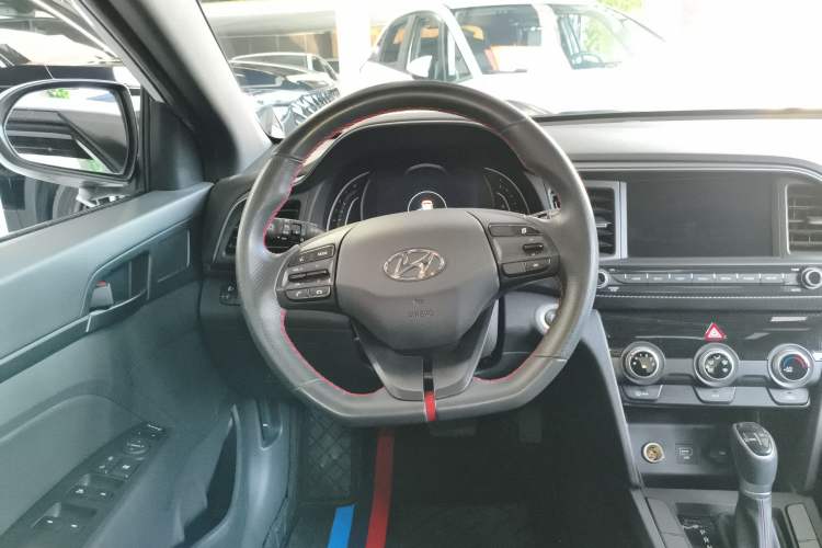 Used Hyundai Elantra (6th Generation / Lingdong) 2020 1.4T Dual-Clutch Xuan Dong · Dynamic Version Steering Wheel