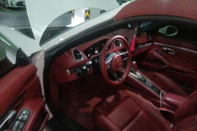 Used Porsche 718 2020 Boxster 2.0T
