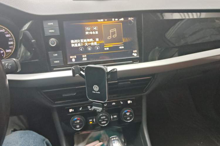 Used Volkswagen Lavida 2019 280TSI DSG Luxury Edition China VI Standard Audio And AC Panel