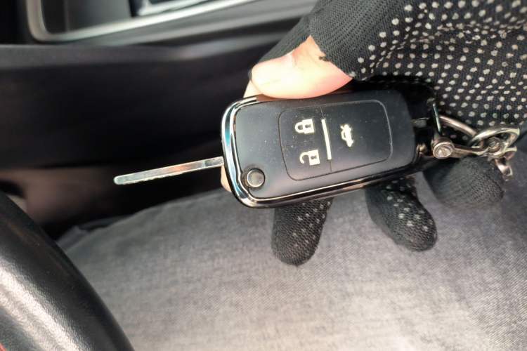 Used Chevrolet Monza 2022 Light Hybrid RS 330T Automatic Comfort Edition
