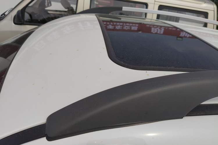 Used CHANGAN CS35 2016 1.6L Automatic Luxury Model China IV Standard Roof