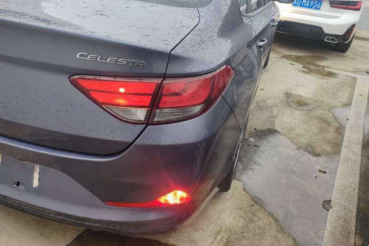 Used Hyundai Celesta 2017 1.6L Automatic Enjoyment Version GLS
