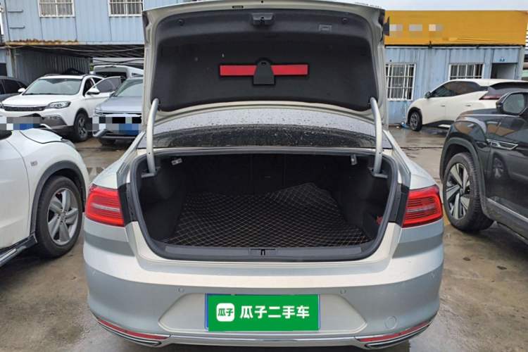 Used Volkswagen Magotan 2019 330TSI DSG Luxury Version China VI Standard
