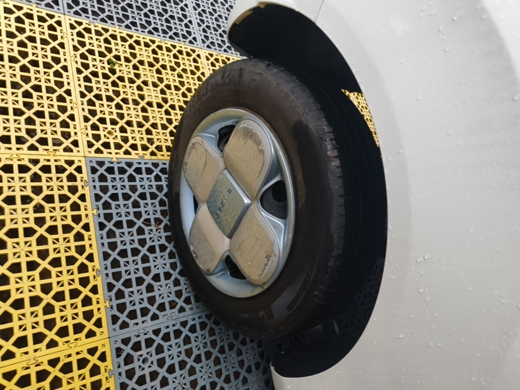 Geely Galaxy Panda 2023 Panda Mini 200km Little Yellow Duck Limited Edition — Happy as Can Be — снимка 11