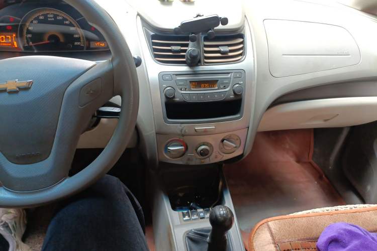 Used Chevrolet Sail 2013 Sedan 1.2L Manual Fashionable Happiness Edition
