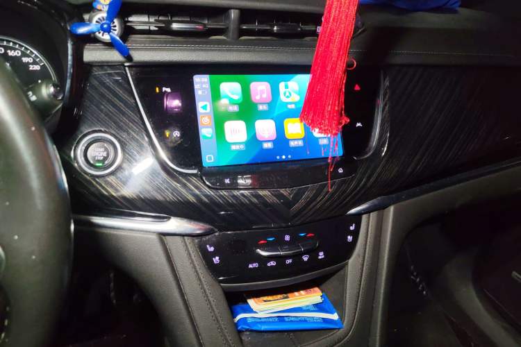 Used Cadillac XT6 2022 2.0T Six-Seater Four-Wheel-Drive Luxury Standard Edition
