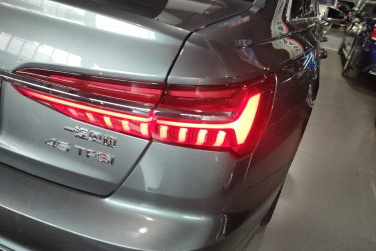 Used Audi A6L 2021 45 TFSI Prestige Dynamic Edition Right Rear Taillight