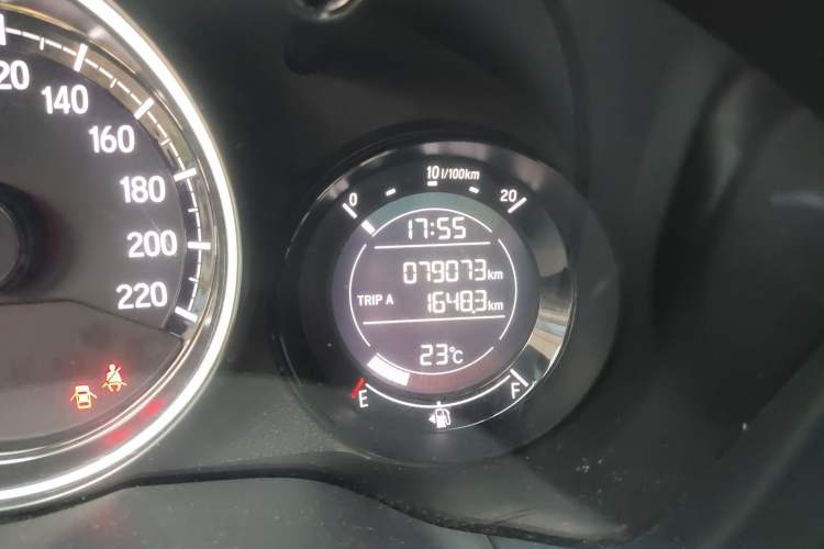 Used Honda XR-V 2017 1.5L LXi CVT Classic Edition
