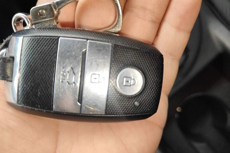 Used Kia Sportage R 2016 2.0L Automatic Two-Wheel Drive DLX
