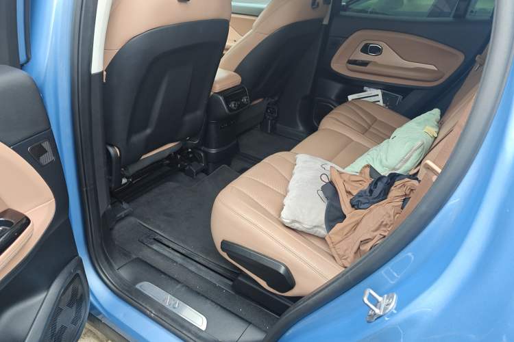 Used Nio ES8 2018 Founder Edition Left Rear Seat