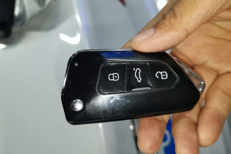 Used Volkswagen Sagitar 2014 1.4TSI Automatic Luxury Model