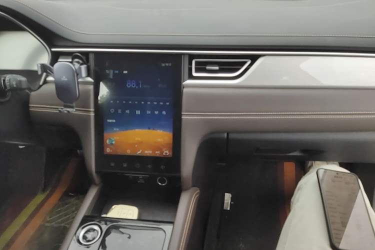 Used SOL E50A 2022 Travel Edition Audio And AC Panel