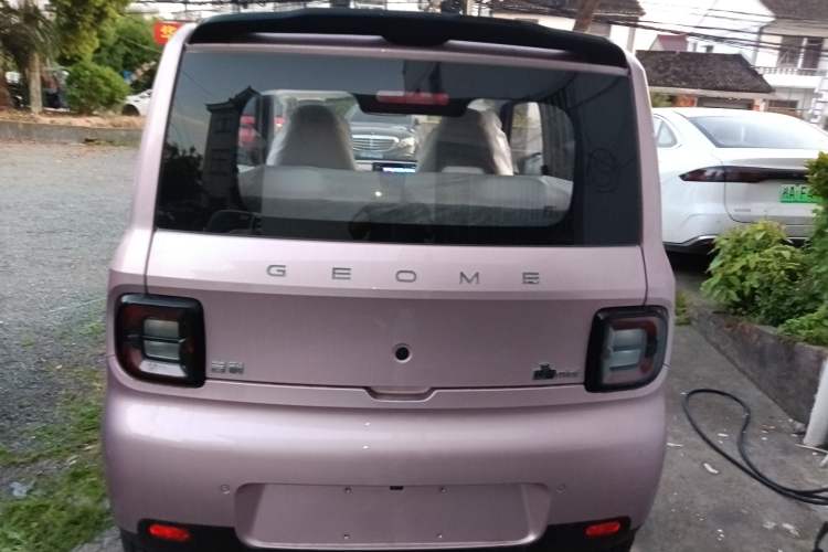 Used Geely Galaxy Panda 2025 210 km – Yuanqi Bear
