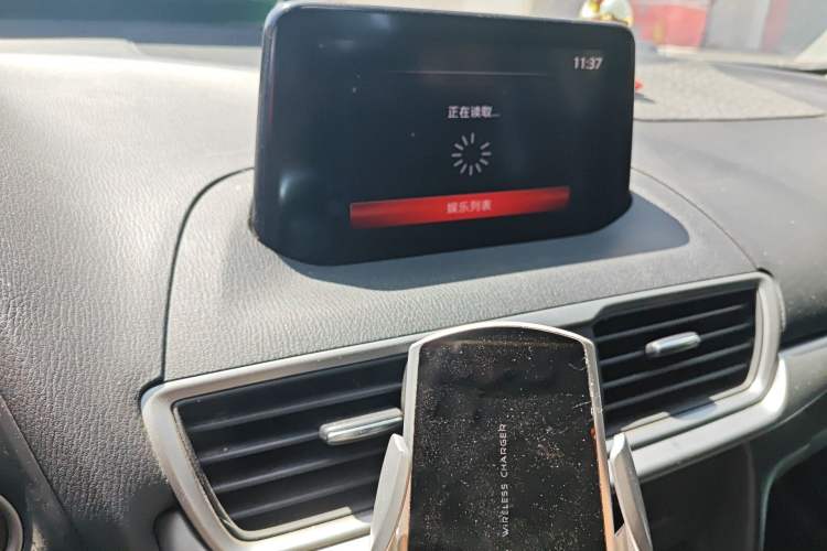 Used Mazda 3 Axela 2017 Sedan 1.5L Automatic Luxury Model Emission Standard China V