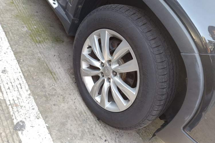 Used Kia Sorento 2012 2.4L Gasoline Luxury Edition