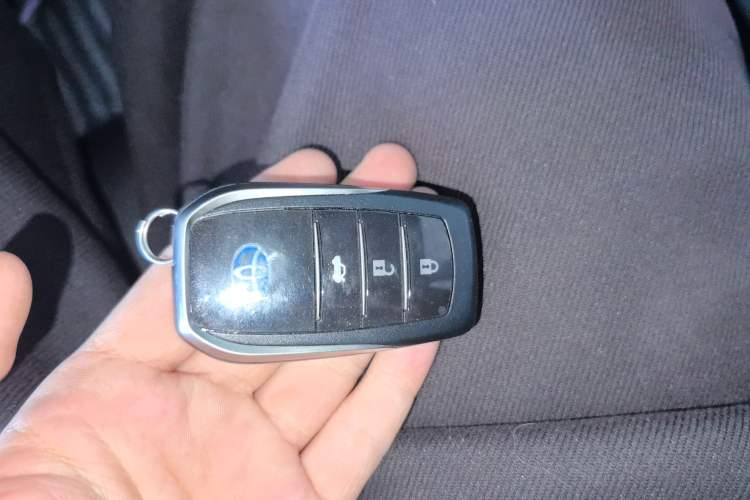 Used Toyota Corolla 2017 Revised Dual-Engine 1.8L E-CVT Elite Edition