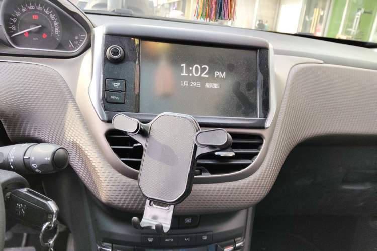 Used Peugeot 2008 2015 1.6THP Automatic Fashion Edition