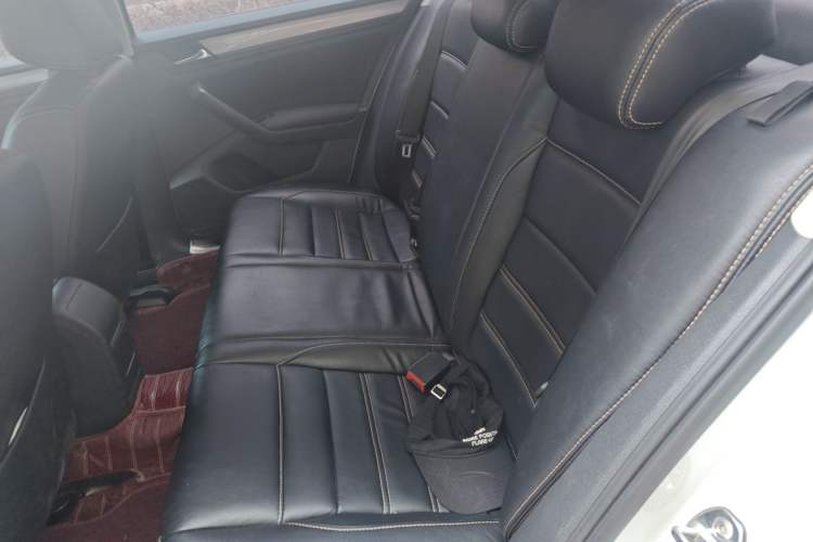 Used Volkswagen Bora 2017 1.6L Automatic Fashion Model Left Rear Seat