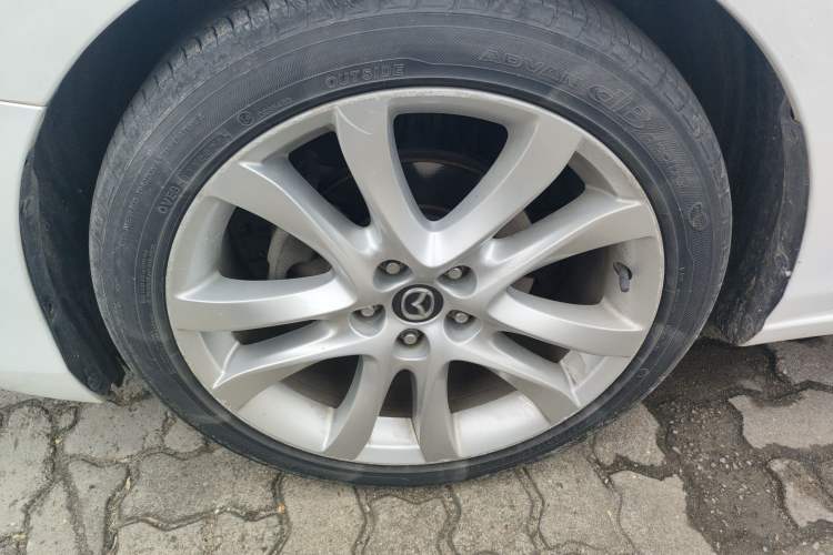 Used Mazda Atenza 2014 2.5L Blue Sky Prestige Edition Left Front Wheel Hub