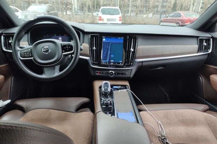 Used Volvo S90 2023 B5 Zhiyuan Luxury Edition