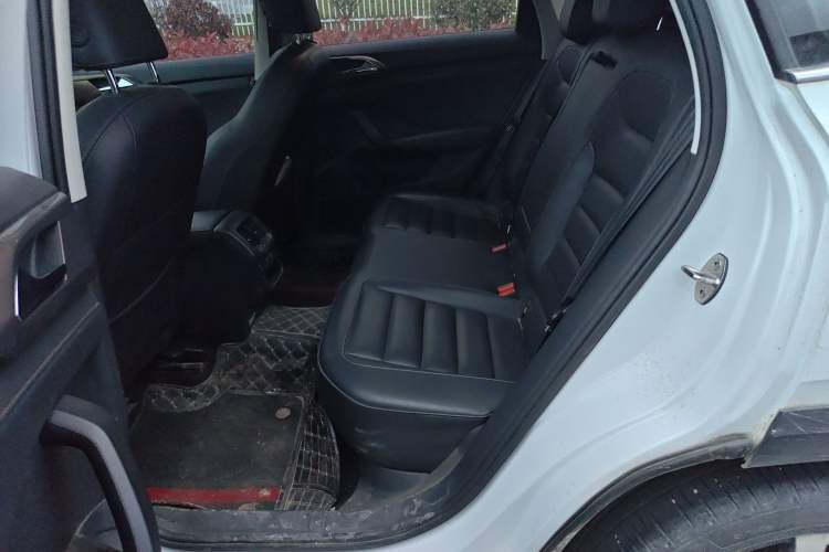 Used Volkswagen Tharu 2021 280TSI Two-Wheel-Drive Luxury Edition Left Rear Seat