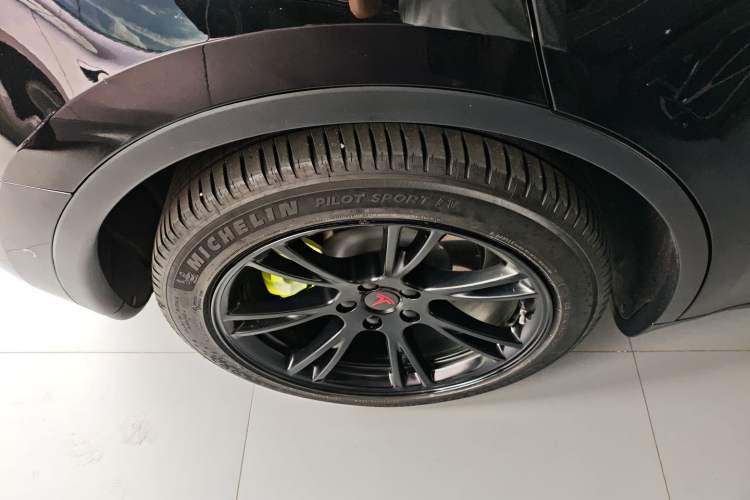 Used Tesla Model Y 2022 Rear-Wheel-Drive Version