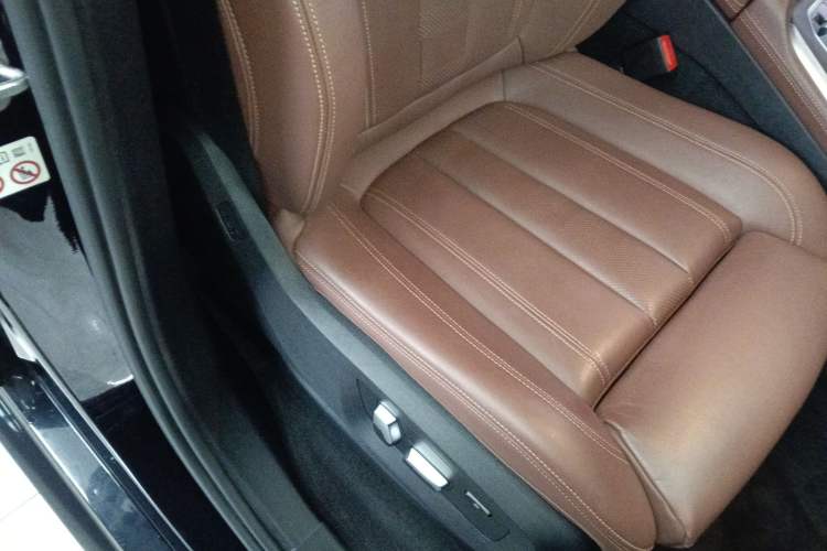 Used BMW X5 2020 xDrive40i M Sport Package
