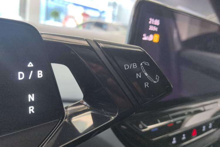 Used Volkswagen ID.4 X 2022 Pure Long-Range Version Gear Lever