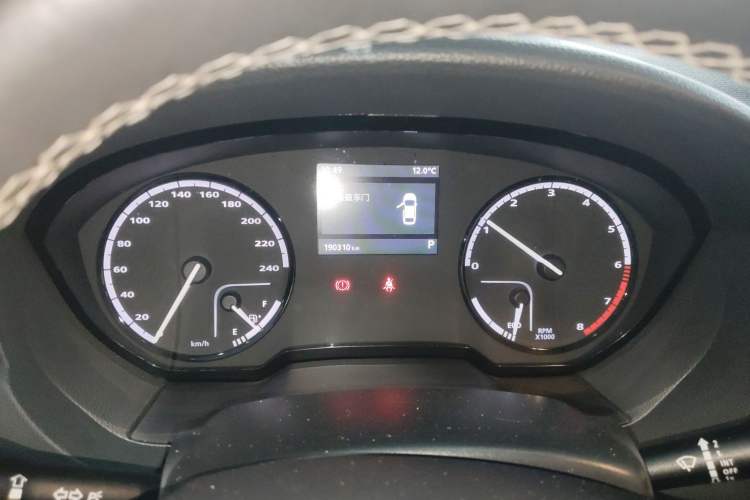 Used Qoros 3 2015 Urban SUV 1.6T Automatic – Dynamic Edition Enhanced Model