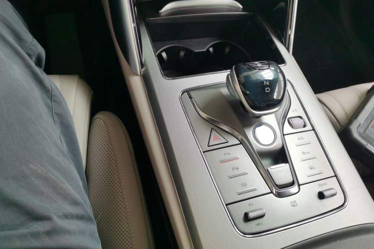 Used BYD Tang New Energy 2025 Intelligent Driving Version DM-i 115KM Flagship Edition