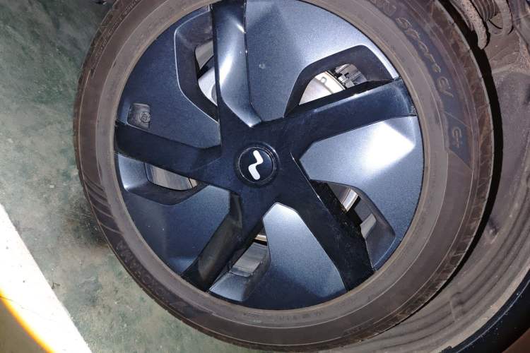 Used ONVO L60 2024 60 kWh Rear-Drive Version
