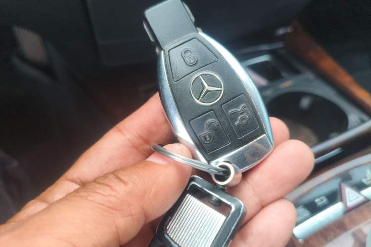 Used Mercedes-Benz S-Class 2011 S 350 L CGI 4MATIC
