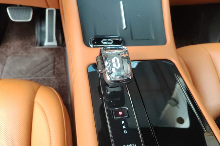 Used Hima AITO M7 2024 1.5T Intelligent Drive 4WD Ultra Version 5 Seats