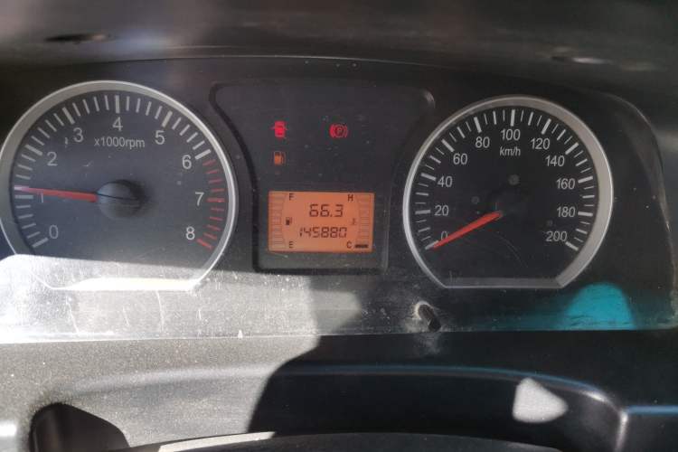 Used FORTHING Lingzhi 2017 M3L 1.6L 7-Seater Comfort Model Instrument Cluster