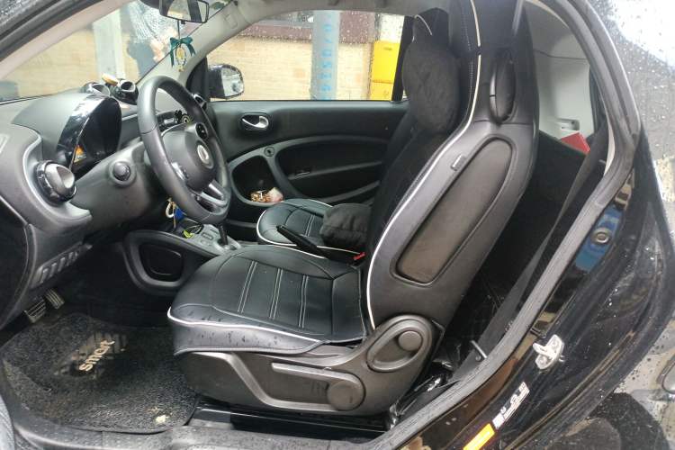 Used smart fortwo 2019 0.9T 66kW Hardtop Wind Power Edition China VI