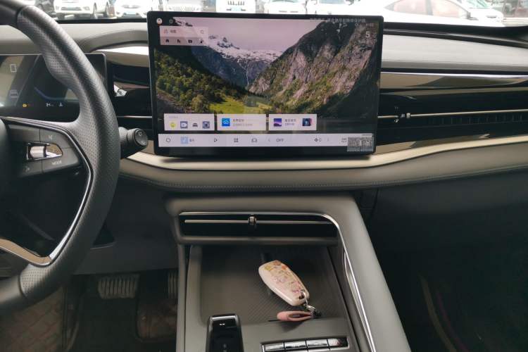 Used Geely Auto Emgrand X7 Sport 2026 Model 1.5TD Aspirational