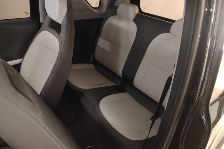 Used Geely Galaxy Panda 2025 210km Panda Kart Left Rear Seat