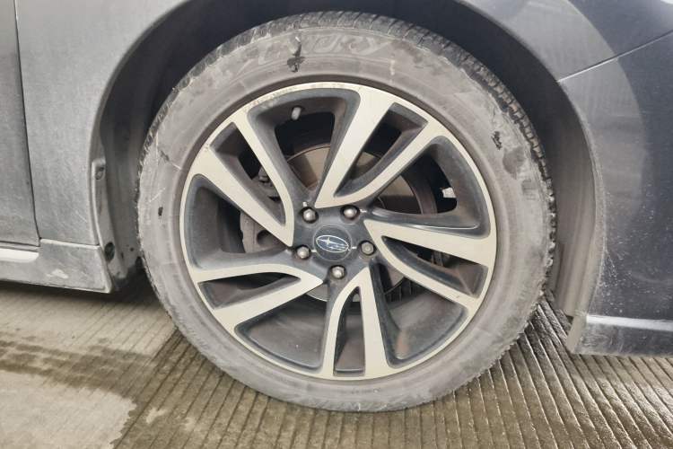 Used Subaru Legacy 2019 2.5i All-Wheel-Drive Prestige Edition with EyeSight Right Front Wheel Hub