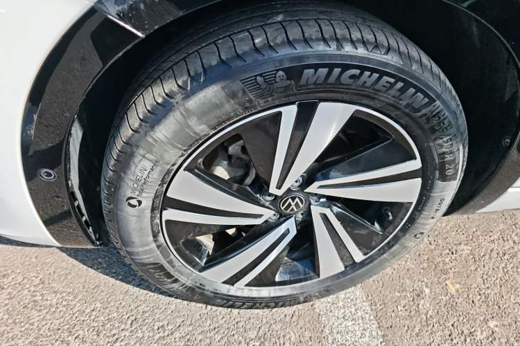 Used Volkswagen Tavendor 2023 380TSI Four-Wheel Drive R-Line Cruise Edition
