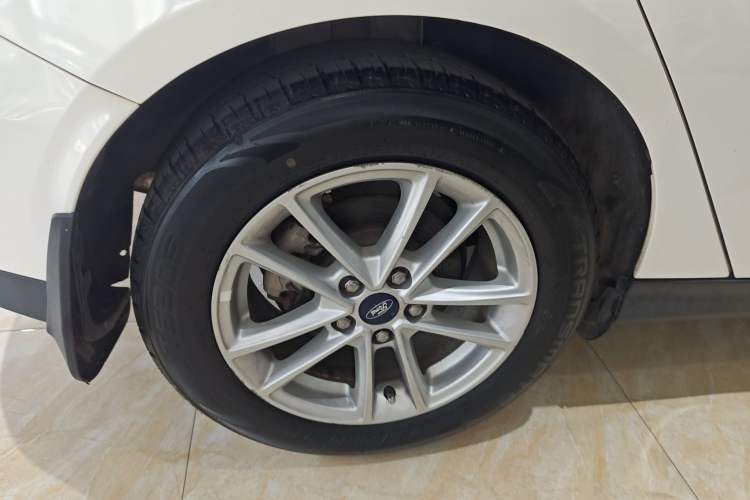 Used Ford Focus 2017 Hatchback 1.6L Automatic Fashion Edition Smart Drive Version