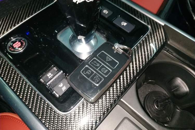 Used Jaguar XEL 2024 2.0T 250 PS R-DYNAMIC S Ebony Black Sport Edition