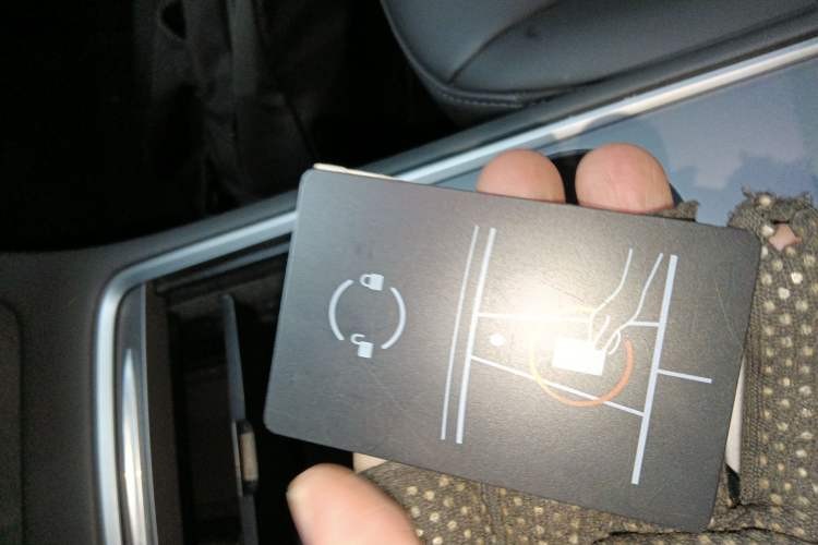 Used Tesla Model Y 2023 Long-Range All-Wheel-Drive Version
